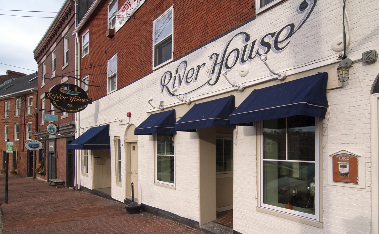 river-house-main